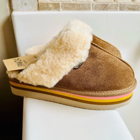 Tan Bearpaw Retro Loki Platform Slippers - Picture 4 of 14